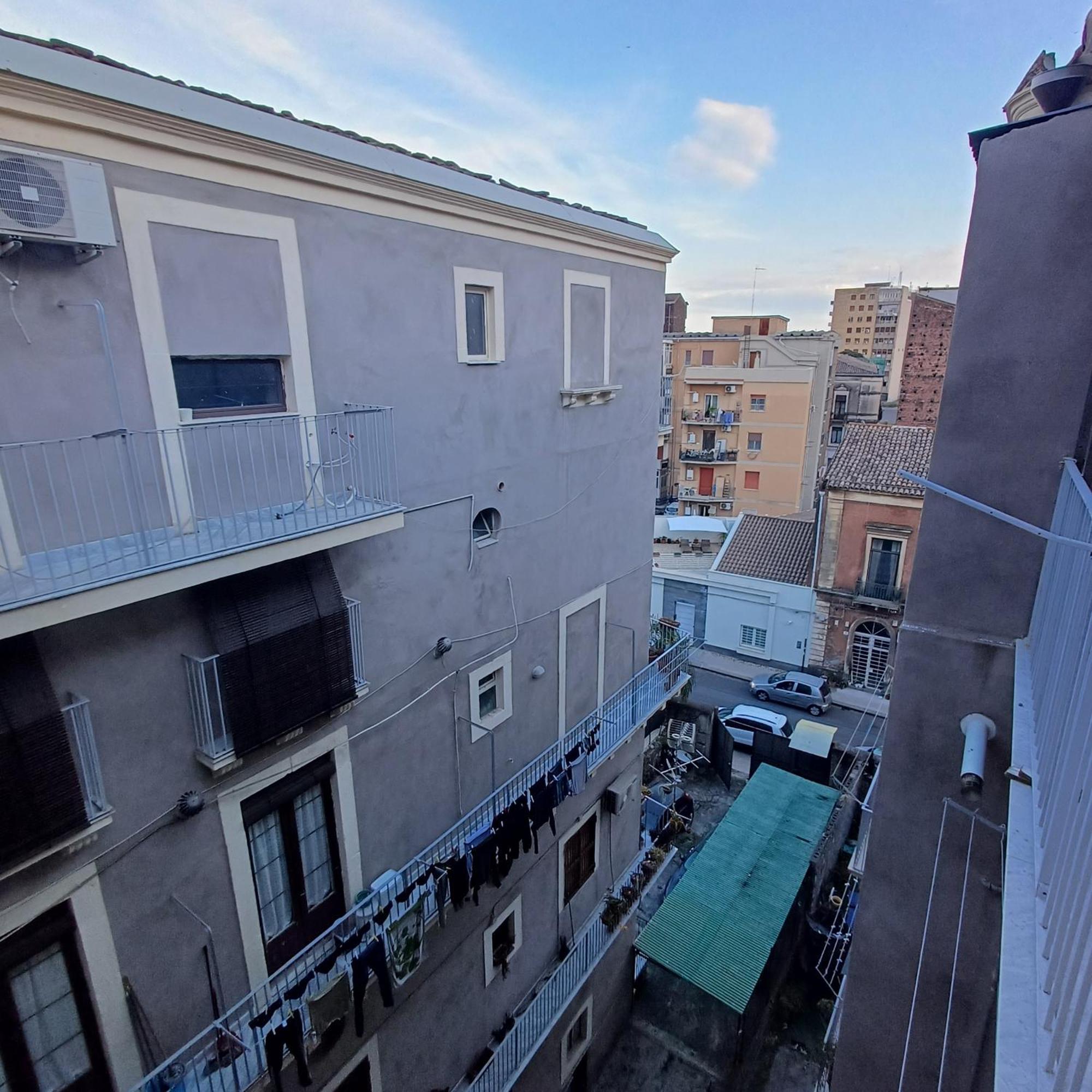 Verdi Apartments Catania Luaran gambar