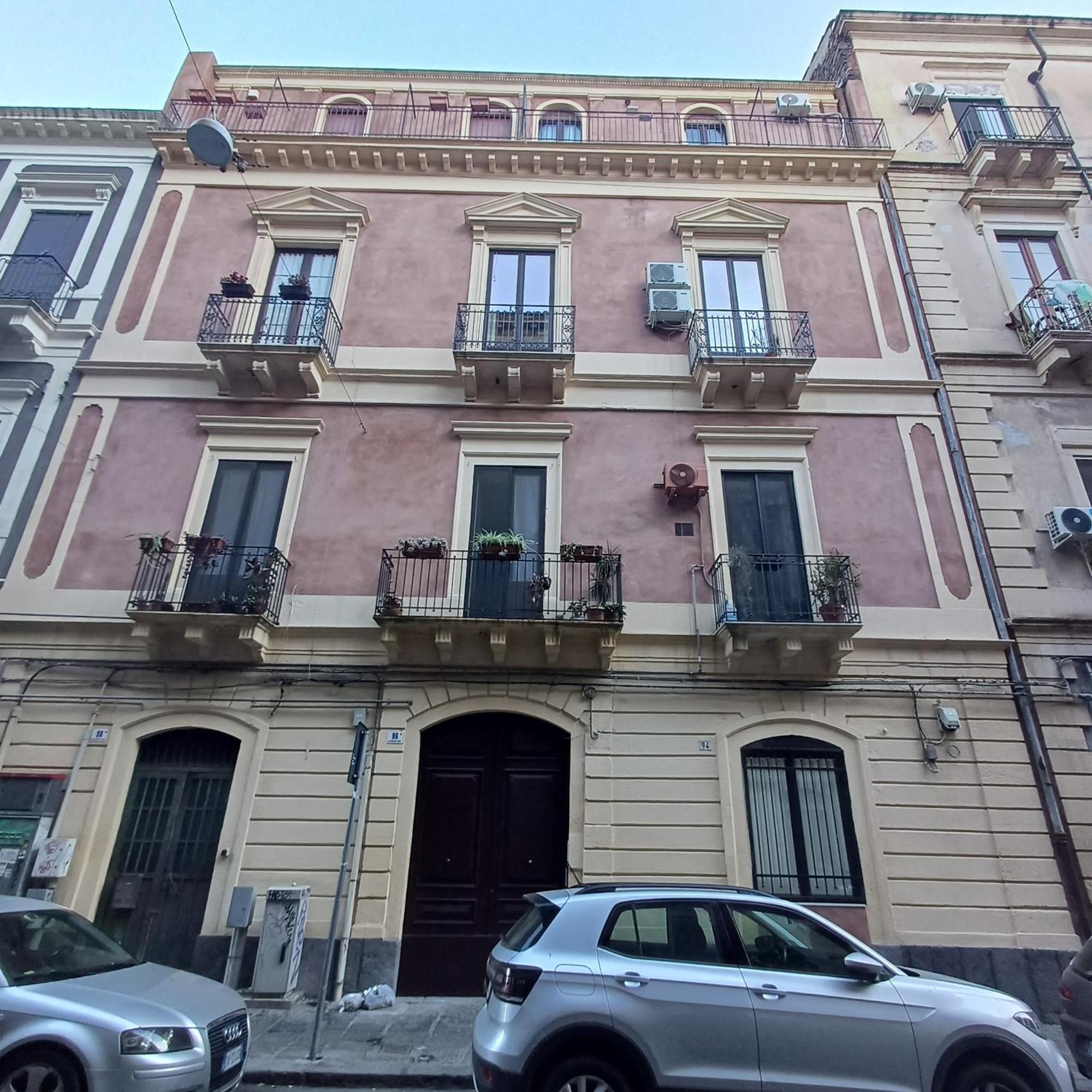 Verdi Apartments Catania Luaran gambar